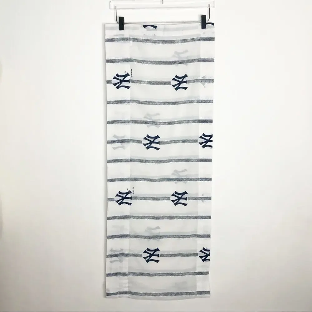 Vintage 1996 NY Yankees Curtain Window Valance